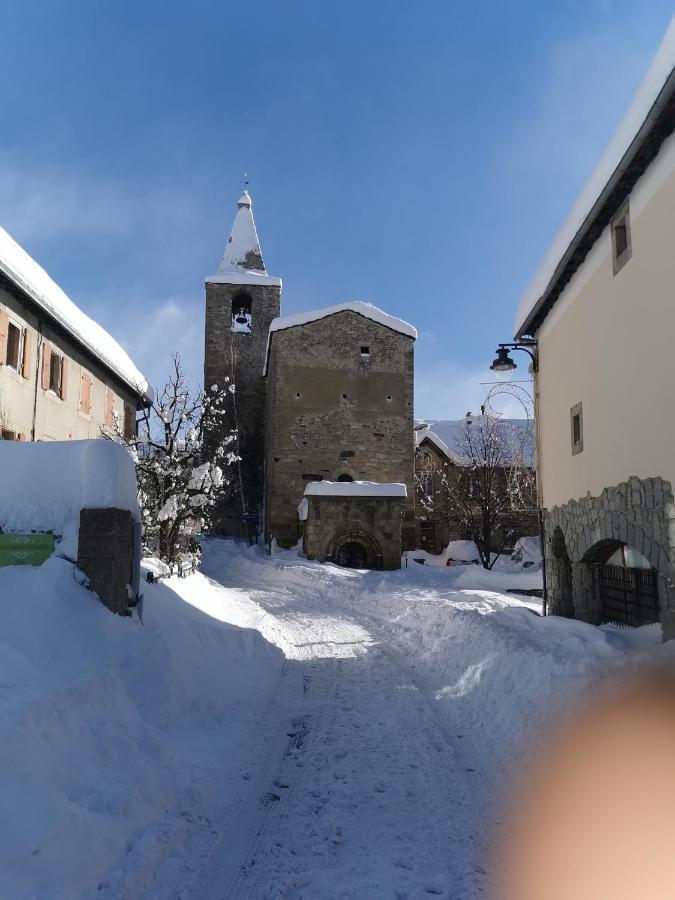 La Petite Chapelle Hotel Font-Romeu-Odeillo-Via Exterior photo